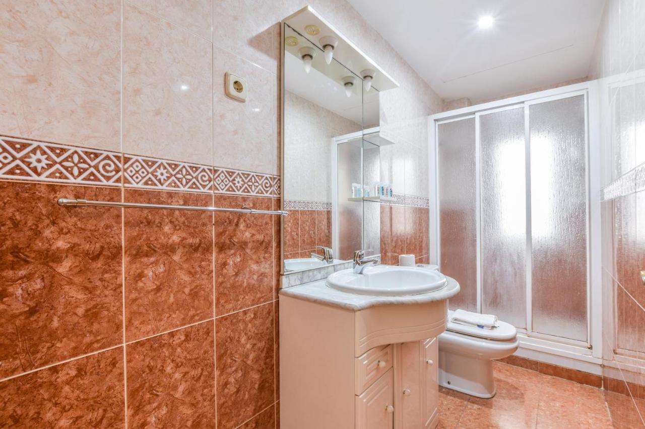 Retiro VIII Apartment Madrid Bagian luar foto